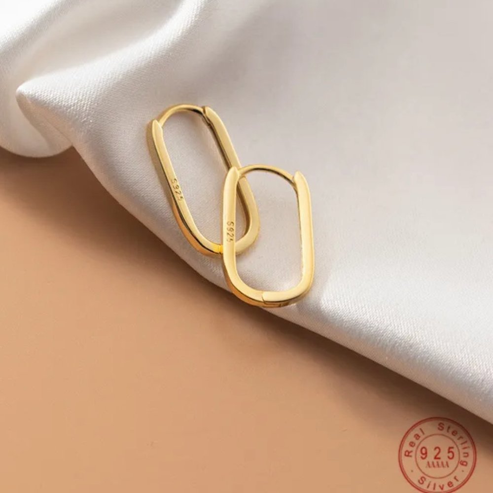1.6cm-925 Sterling Silver Fashion Piercing Charm Twist Huggies Hoop Earrings